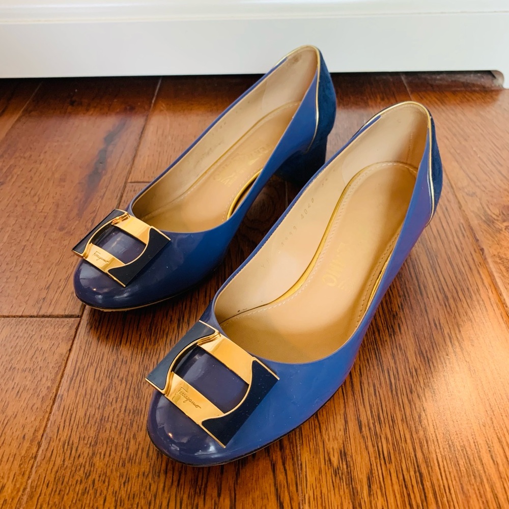 Salvatore Ferragamo ballerinas pump